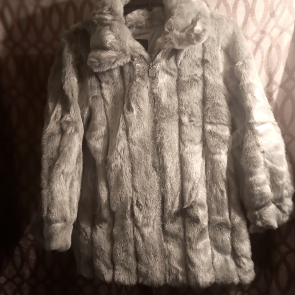 Beautiful faux fur coat size small grey